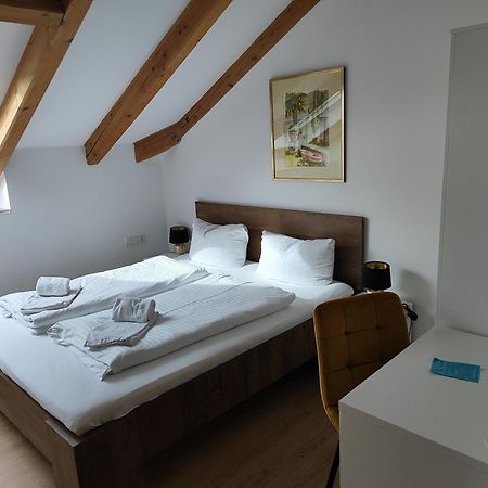 Estelada Boarding Houses Zorneding Extérieur photo