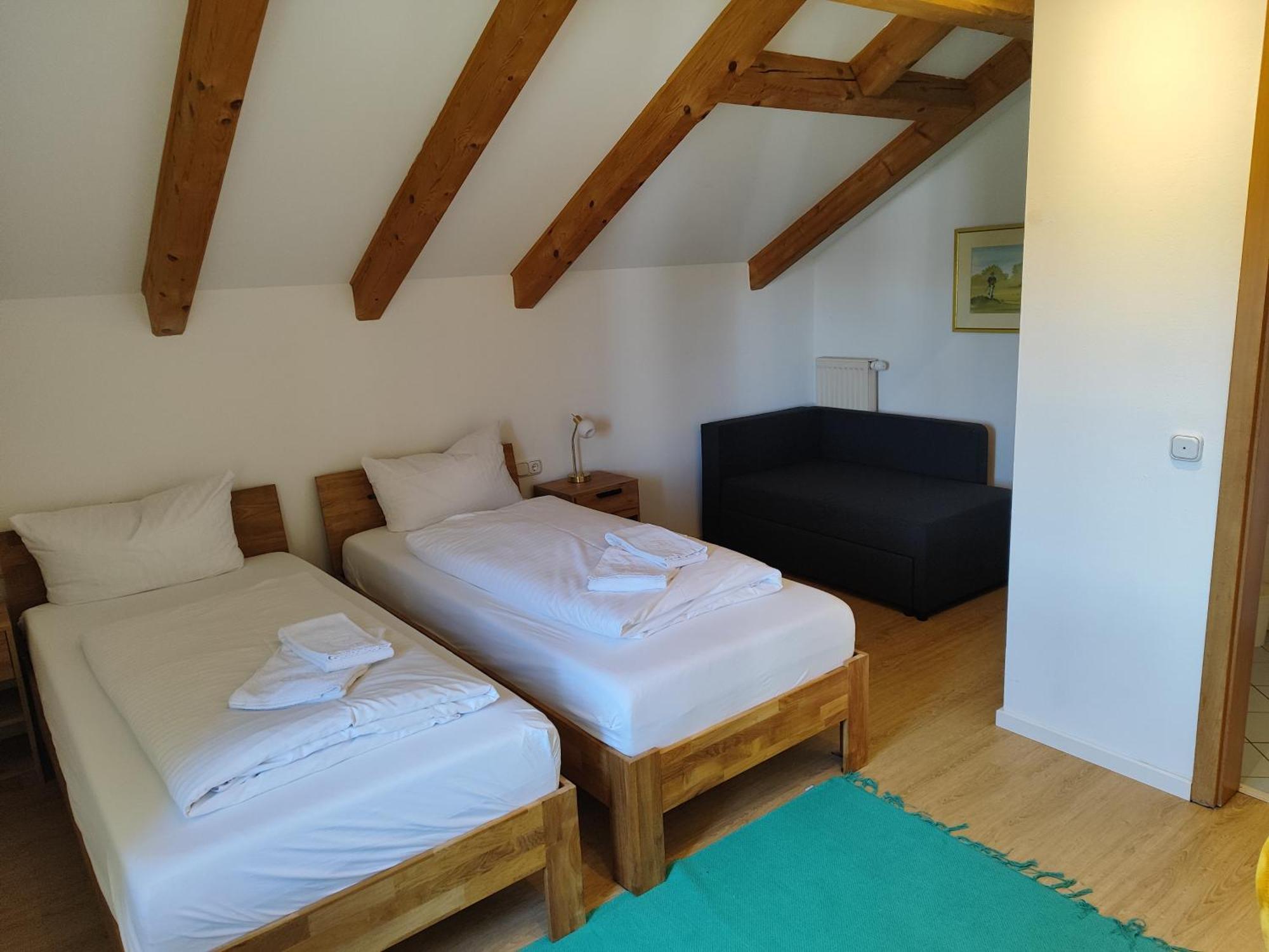 Estelada Boarding Houses Zorneding Extérieur photo